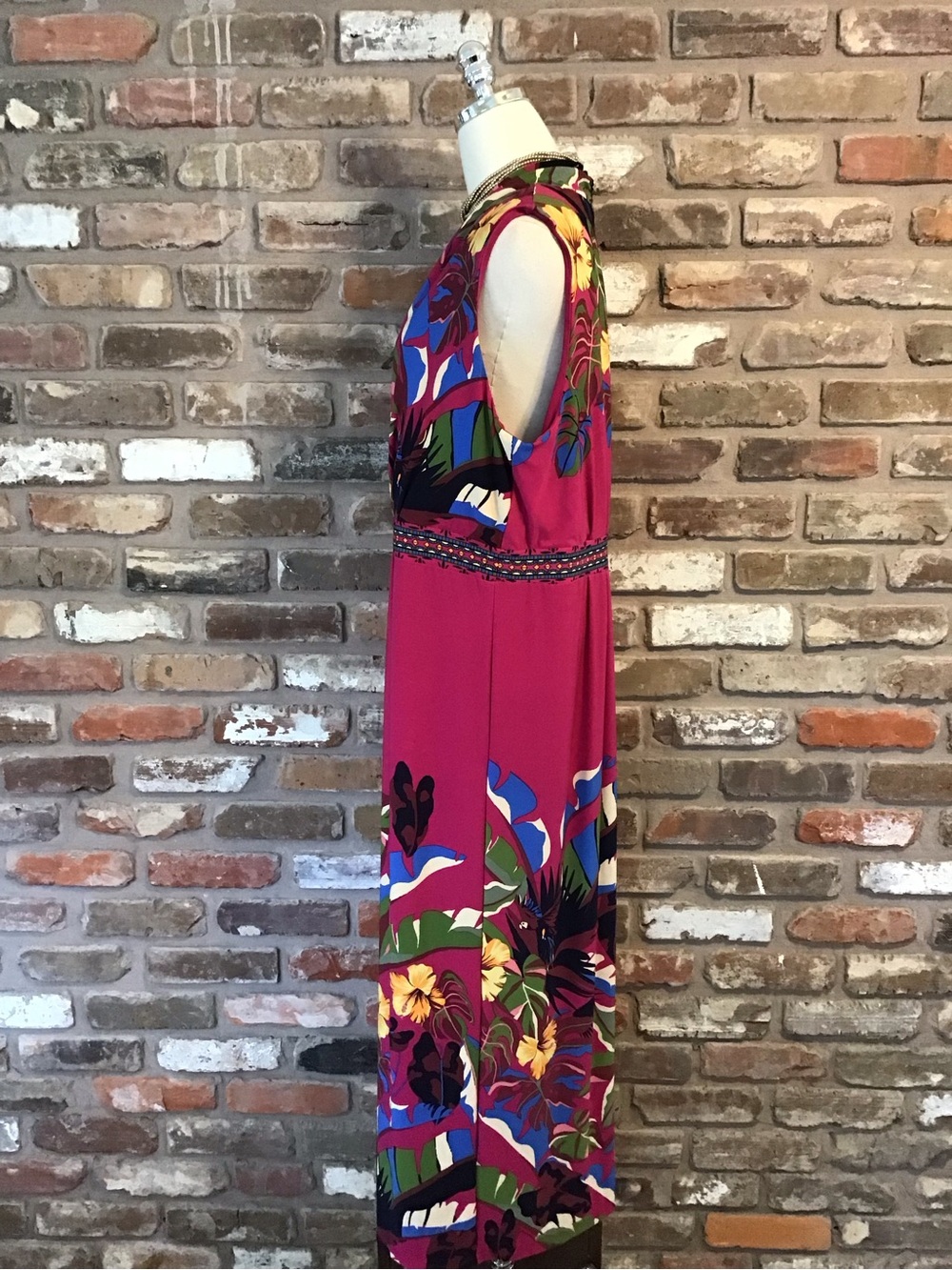 Chico's Women's Fuchsia Floral Sleeveless V-Neck Maxi Dress 16 - Picture 4 of 7